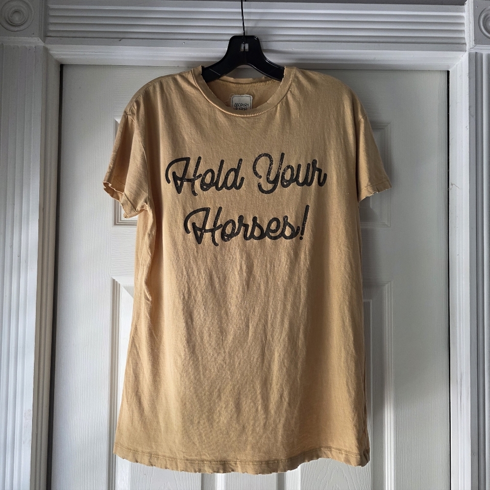 T-Shirt with 'Hold Your Horses!' Print - Picture 4 of 9